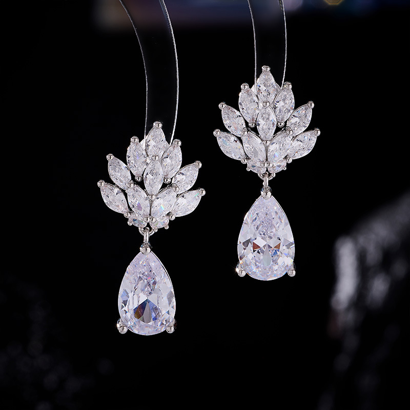 Luxury Lifestyle Goods - Nuevo Pendientes de gota de agua