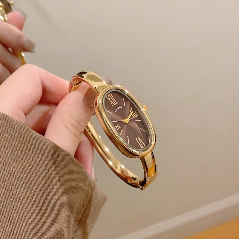 Reloj de Pulsera de Cuarzo Ova - Luxury Lifestyle Women reseña y precio