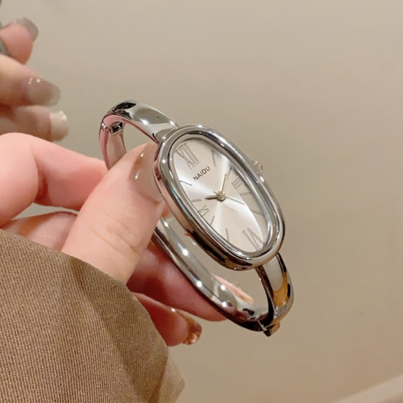Reloj de Pulsera de Cuarzo Ova - Luxury Lifestyle Women reseña y precio